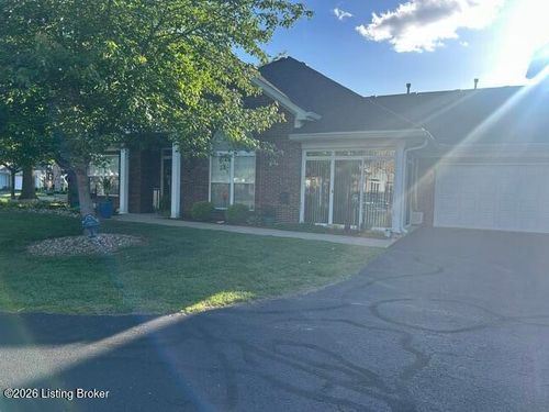 6411 Rivers End Dr, Louisville, KY, 40258-5478 | Card Image