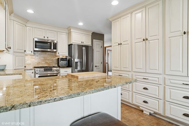 1145 Amherst Ct, House other with 4 bedrooms, 4 bathrooms and 2 parking in Lake Zurich IL | Image 9