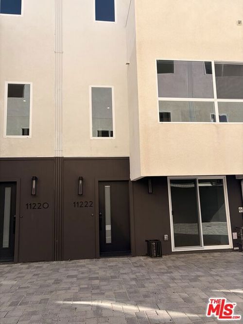 11-11220 Lyon Ln, North Hollywood, CA, 91606 | Card Image