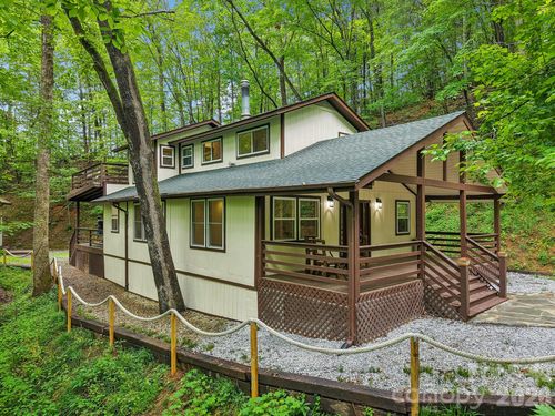 291 Dills Rd, Bryson City, NC, 28713-8168 | Card Image