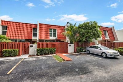 1604 - 14037 Sw 84th St, Townhouse with 3 bedrooms, 2 bathrooms and null parking in Miami FL | Image 3