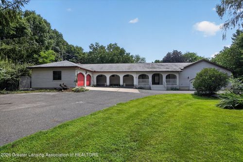 2100 E Sherwood Rd, Williamston, MI, 48895-9605 | Card Image