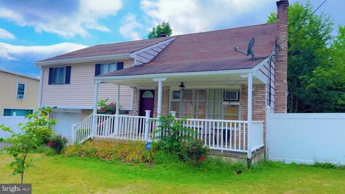 511 E Harrison St, EMMAUS, PA, 18049-3036 | Card Image