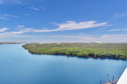 1924-500 Bayview Dr, Sunny Isles Beach, FL, 33160-4780 | Card Image
