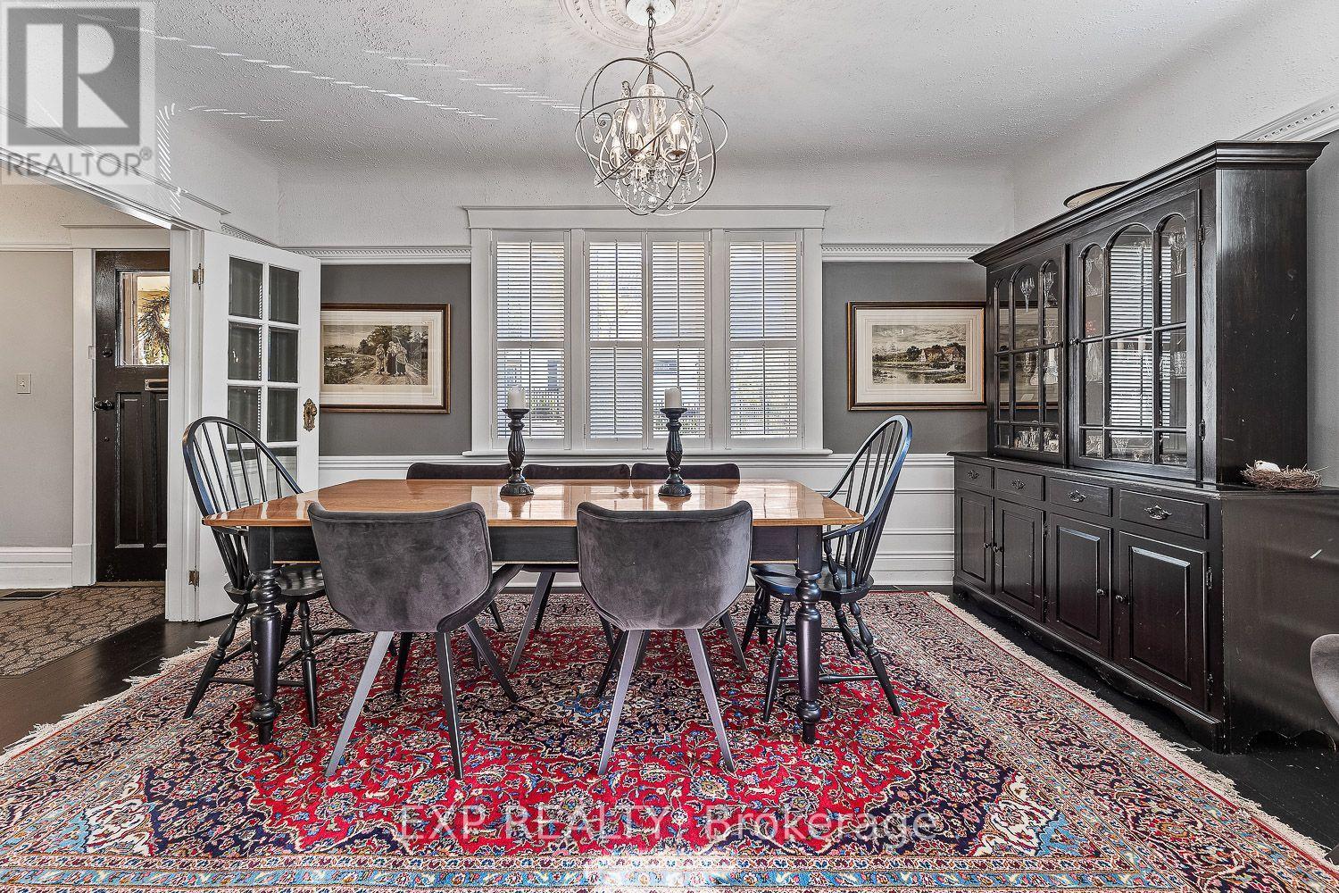 Residential in Newmarket (Central Newmarket) 4