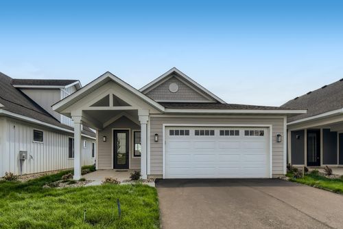 5201 216th St W, Farmington, MN, 55024-2801 | Card Image