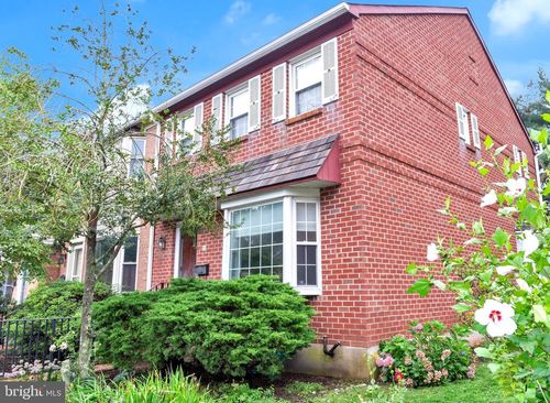 22 Gatehouse Ln, DOYLESTOWN, PA, 18901-2263 | Card Image