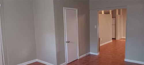 b-4135B Hawthorne Ave, Dallas, TX, 75219 | Card Image