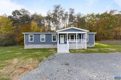 3799 Rolling Rd, House other with 3 bedrooms, 2 bathrooms and null parking in SCOTTSVILLE VA | Image 2