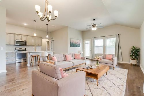 15733 Gunnison Drive, Edmond, OK, 73013 | Card Image