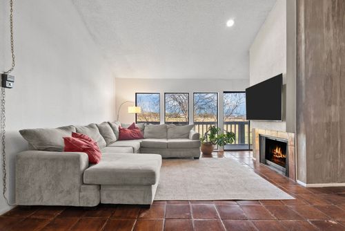 8504 Fairway Dr, Fort Worth, TX, 76179-3121 | Card Image