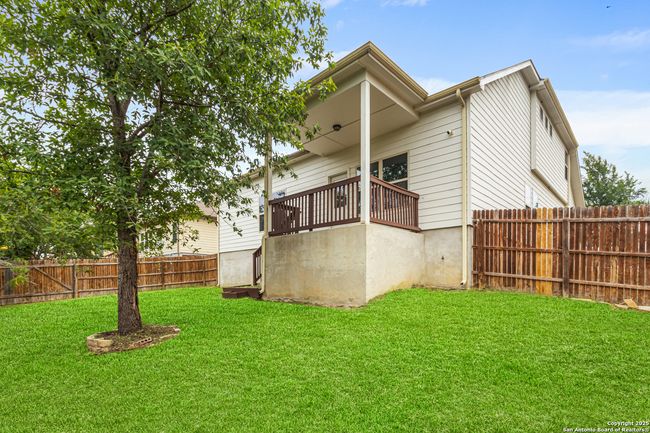 5801 Devonwood St, House other with 4 bedrooms, 3 bathrooms and null parking in Cibolo TX | Image 20