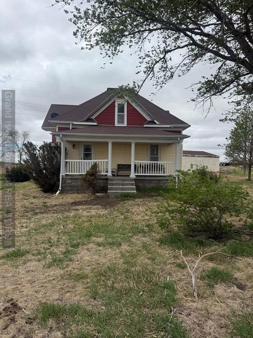 20460 Maple Rd, Gibbon, NE, 68840 | Card Image