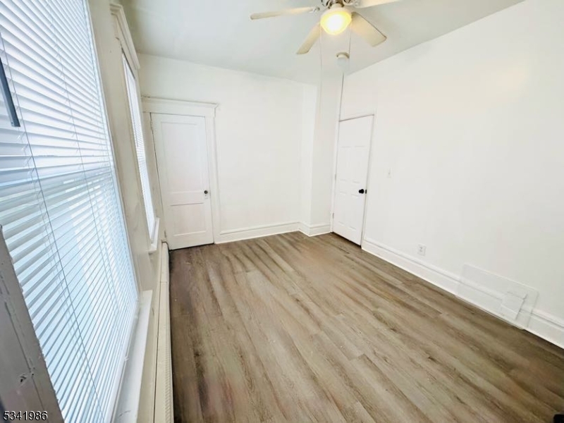 Residential Lease in Newark City 3