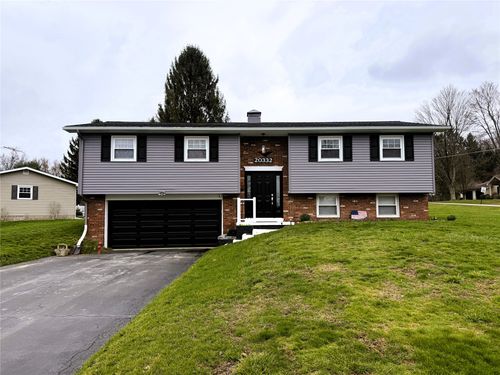 20332 Devore Rd, Meadville, PA, 16335-8678 | Card Image