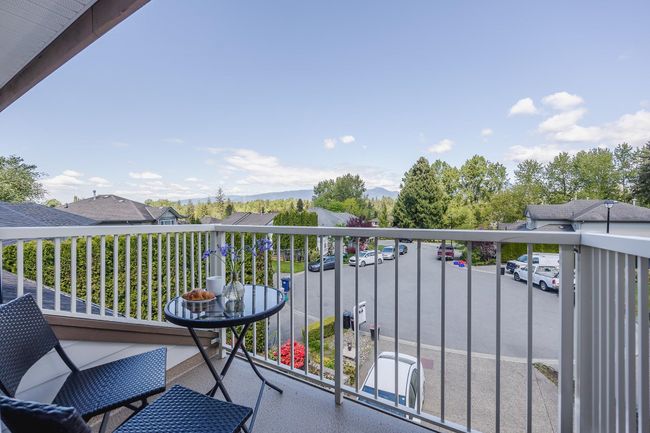 22750 125a Avenue, House other with 7 bedrooms, 4 bathrooms and 8 parking in Maple Ridge BC | Image 22