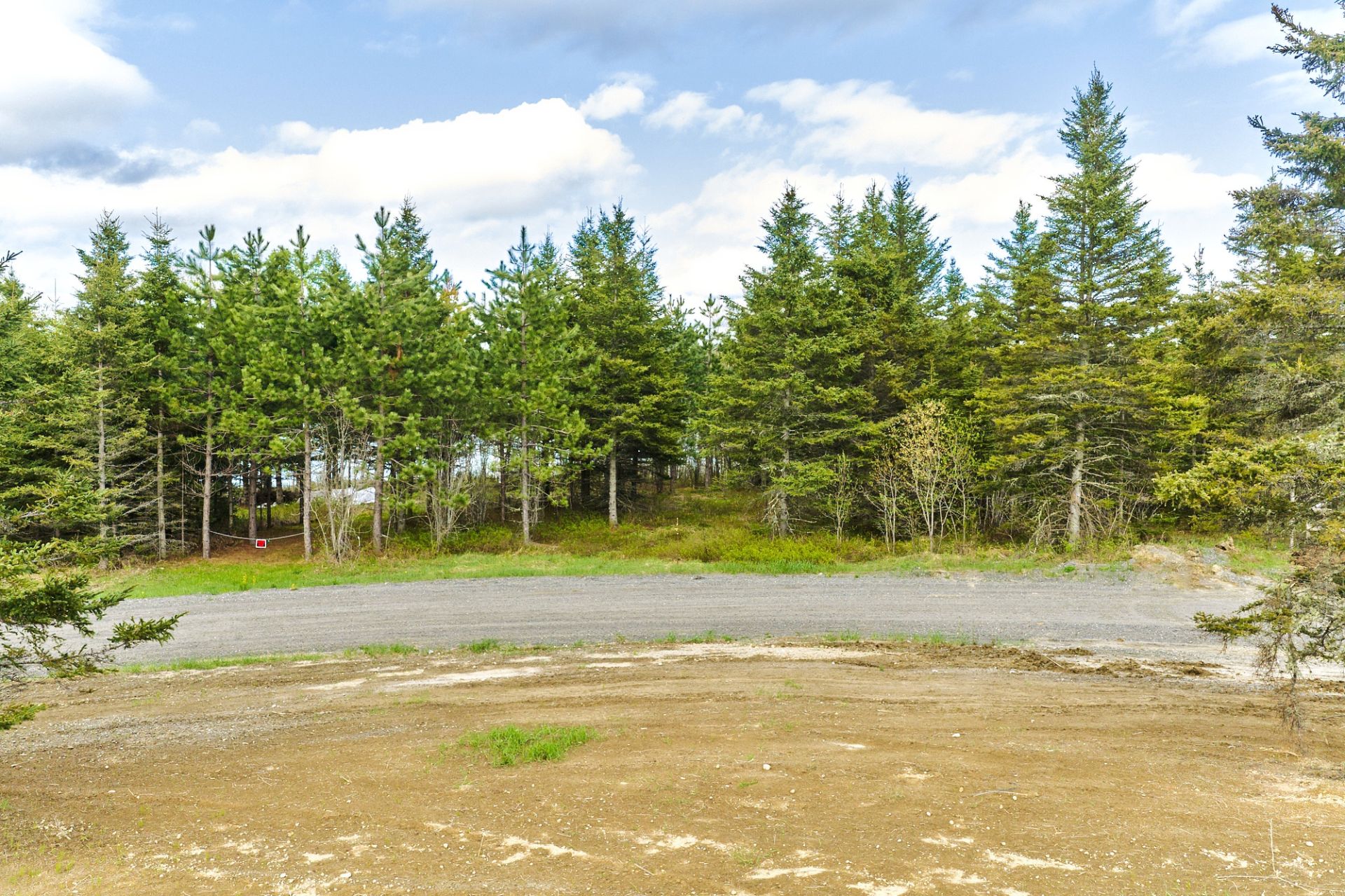 Land in Lamarche 3