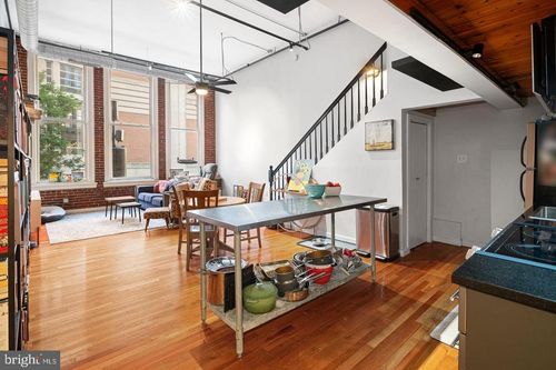 207-1027 Arch St, PHILADELPHIA, PA, 19107-2317 | Card Image