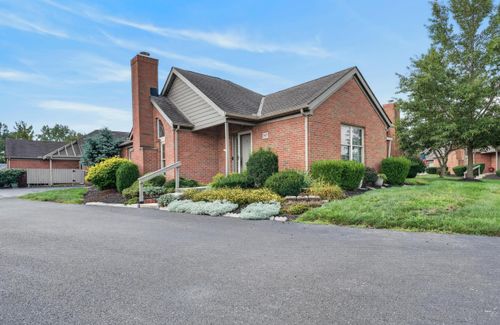 2405 Sportsman Dr, Grove City, OH, 43123-3987 | Card Image