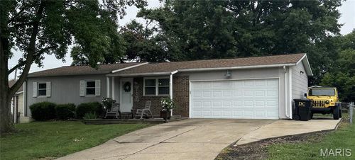 15 Junction Dr, Old Monroe, MO, 63369-2315 | Card Image