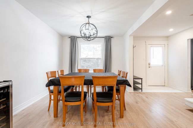 115 William Roe Blvd, House other with 5 bedrooms, 3 bathrooms and 3 parking in Newmarket ON | Image 9