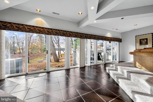 203 Sunshine Lakes Dr, VOORHEES, NJ, 08043-2851 | Card Image