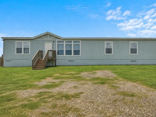 271 Alma Ln, Niederwald, TX, 78640-2525 | Card Image