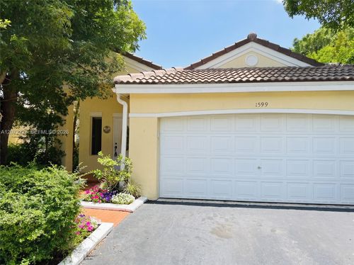 1599 Palermo Dr, Weston, FL, 33327-1907 | Card Image