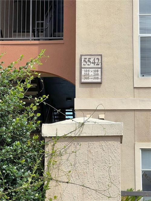 apt-206-5542 Metrowest Blvd, ORLANDO, FL, 32811-2451 | Card Image