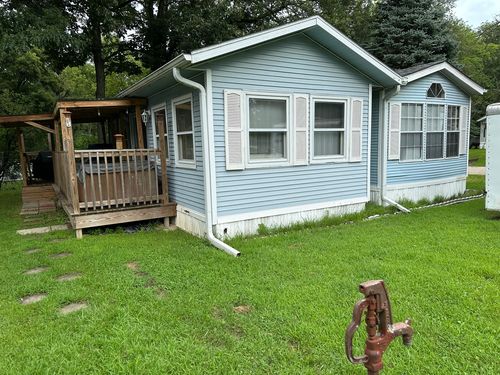250-11-250 Woodhaven Dr E, Sublette, IL, 61367 | Card Image