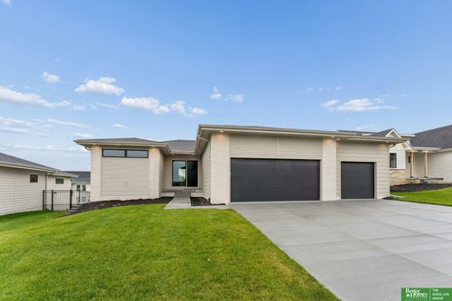3310 S 212th St, Elkhorn, NE, 68022-3478 | Card Image