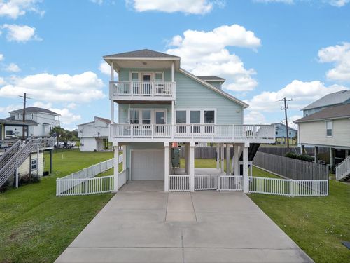 4207 Reeves Dr, Galveston, TX, 77554 | Card Image