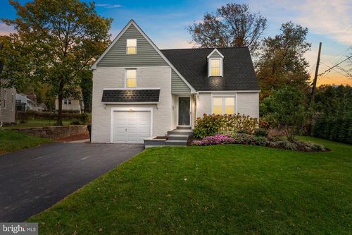 1211 East Ave, ABINGTON, PA, 19001-2446 | Card Image