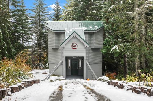 180 Chamonix Pl, Snoqualmie Pass, WA, 98068-5075 | Card Image