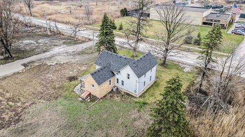 57291 Rosell Rd, Lenox, MI, 48048-2643 | Card Image