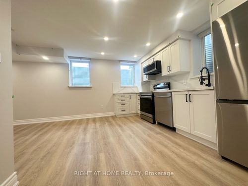 22 Gunn Avenue, Brantford, ON, N3T0V3 | Card Image