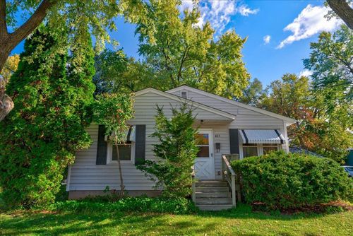 425 N Fair Oaks Ave, Madison, WI, 53714-1654 | Card Image