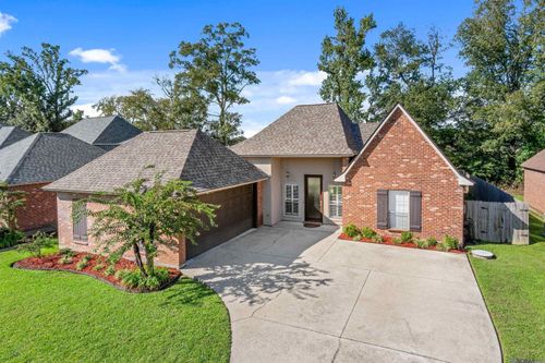 30453 Trace Ln, Walker, LA, 70785-7120 | Card Image