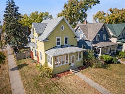 Corner lot, 4-bed, 2-car garage & fenced in backyard! | Image 2