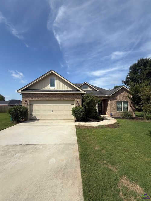 226 Rainsong Trl, Perry, GA, 31069-4863 | Card Image