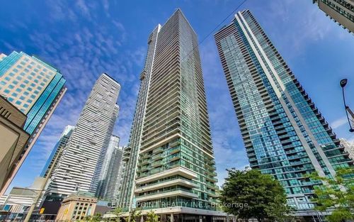 1005-33 Bay St, Toronto, ON, M5J2Z3 | Card Image