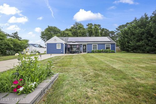1035 Tralee Dr, Toms River, NJ, 08753-3151 | Card Image