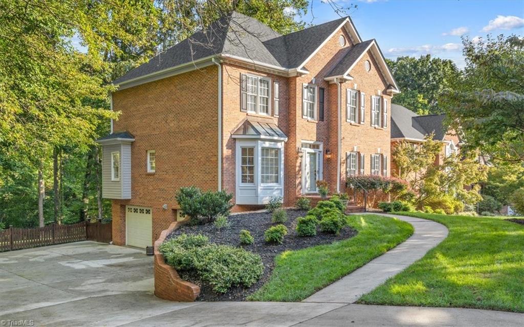 Mayberry Ln, Winston Salem, NC 27106