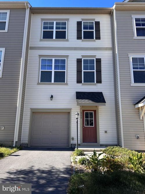 111 Fading Star Ct, STEPHENSON, VA, 22656-2057 | Card Image