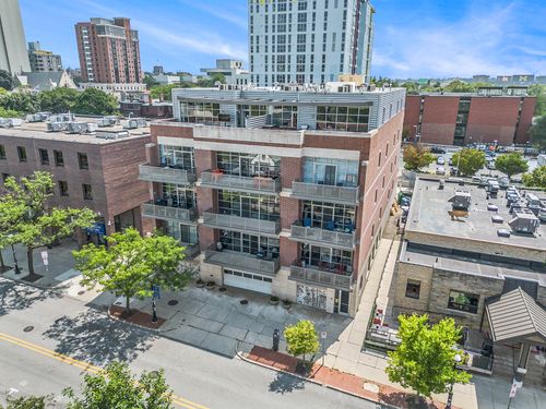 apt-13-322 Liberty St, Ann Arbor, MI, 48104-2294 | Card Image