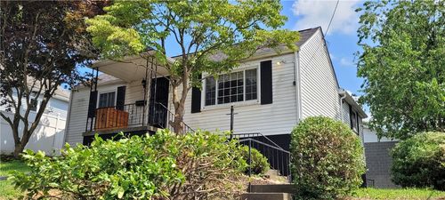 438 Esther Ave, New Kensington, PA, 15068-4732 | Card Image