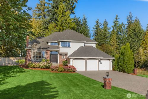 7229 245th Way Ne, Redmond, WA, 98053-8689 | Card Image