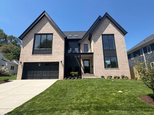 1104 N Tuckahoe St, FALLS CHURCH, VA, 22046-3647 | Card Image