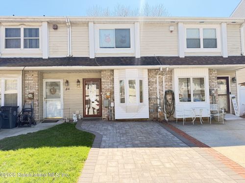 56 Caswell Ln, Staten Island, NY, 10314-7235 | Card Image