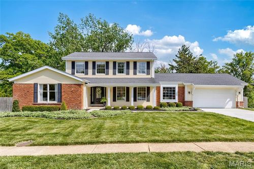 1870 Buckington Dr, Chesterfield, MO, 63017-8040 | Card Image